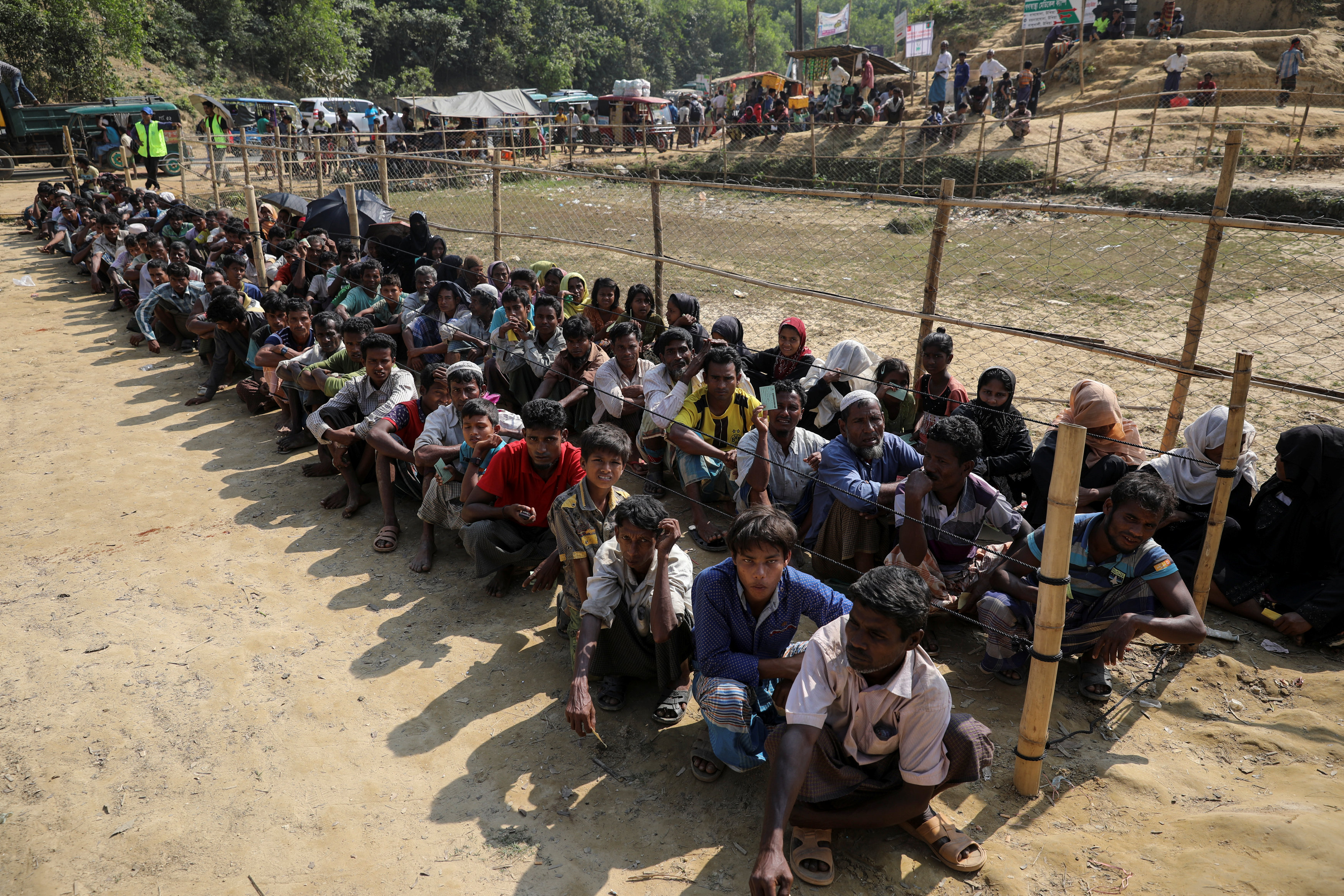 La arremetida por parte del Ejército de Myanmar ha provocado que más de 655.000 rohingyas huyan a Bangladesh.