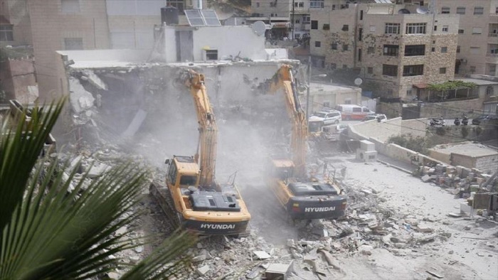 Israel ha destruido la aldea de Jan al-Ahmar y el terreno será utilizado para construir 92 nuevos asentamientos israelíes.
