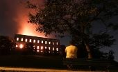 El Museo Nacional recién había llegado a 200 años de existencia y el domingo fue devorado por el fuego.
