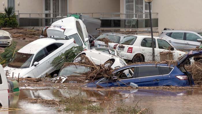 La riada causó graves destrozos a la ciudad de Sant Llorenç.