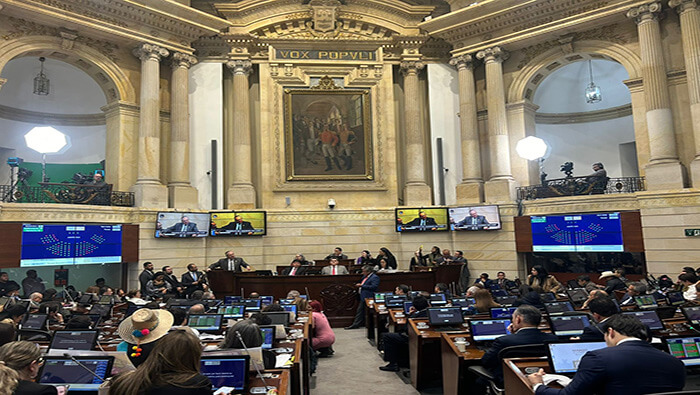 La reforma pensional promovida por el presidente Gustavo Petro fue aprobada por 49 votos a favor y cuatro en contra.