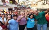 “Hoy el pueblo de Petare salió, contra el bloqueo criminal, le decimos, ¡Biden levanta el bloqueo ya!”, declaró Rodríguez.