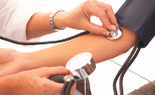 La enfermedad, según estadísticas, afecta al 88 por ciento de los mayores de 75 años, quienes suelen presentar valores de presión arterial elevada.