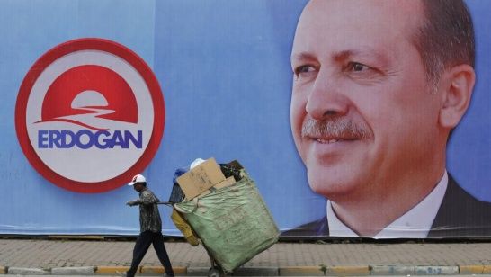 Giant portrait of Prime Minister Erdogan who is running the presidential elections this Sunday. (Photo: Reuters/ Muras Sezer)