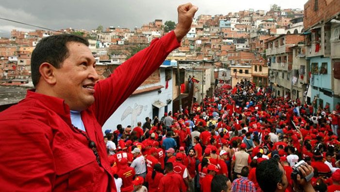 Hace 16 años Hugo Chávez gana su primera elección, cambiando el rumbo de la historia de Venezuela.