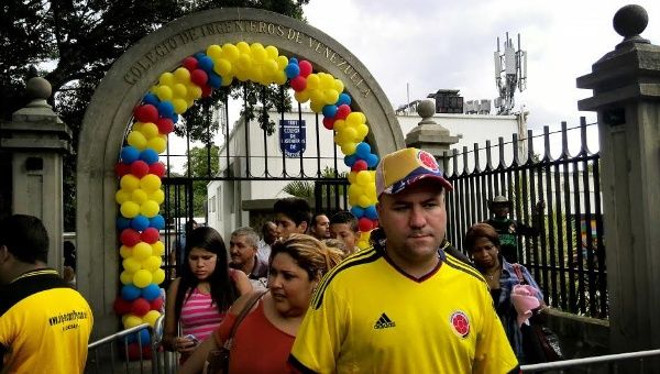 Colombianos en #Venezuela celebran el #DíadeLaIndependencia