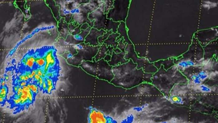 Nace tormenta tropical Hernán frente a costas del Pacífico mexicano.