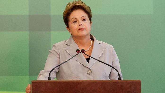 Rousseff sigue liderando las encuestas con 36 por ciento. (EFE)