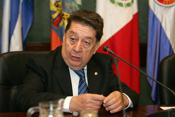 Canciller paraguayo, José Fernández Estigarribia, asistió a la cumbre (Foto: EFE)