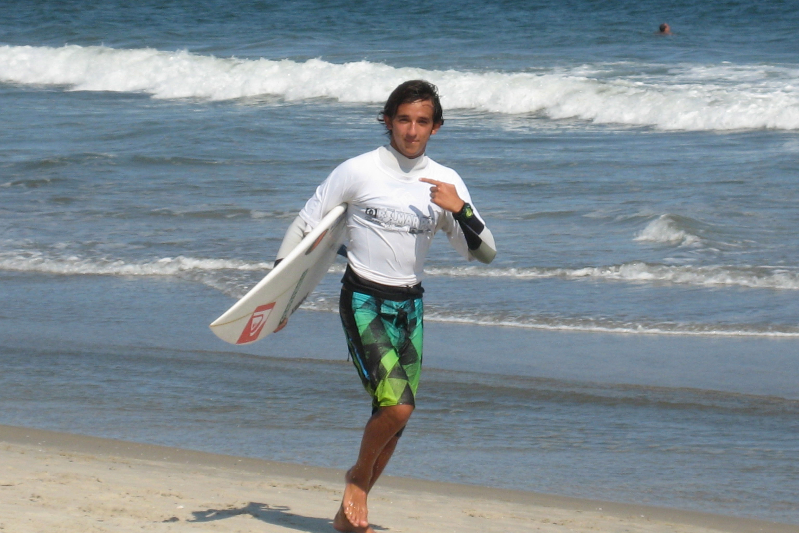 Derek Gomes, se ubica en el puesto número 22 del mundo de los 20 millones de surfistas que registra la International World Games Association. (Foto: Archivo)