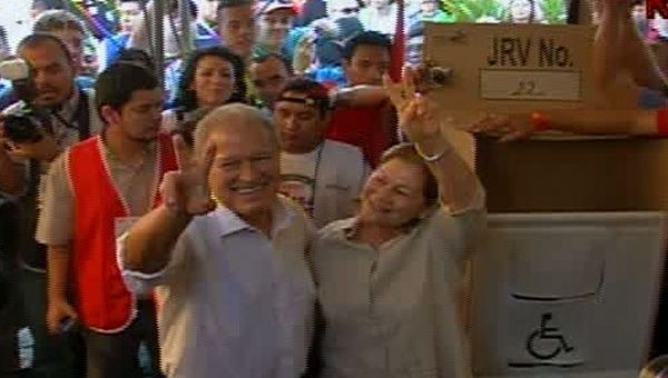 El candidato del FMLN llamó a todos los partidos a respetar la decisión del pueblo. (Foto: teleSUR)