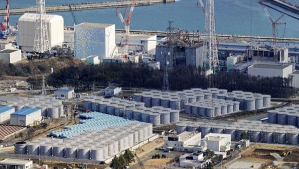 El accidente registrado el 11 de marzo del 2011 en la planta de Fukushima (centro de Japón), ocacionó que más de mil personas perdieran la vida y dejó sin vivienda a más de 50 mil familias. (Foto: EFE). 
