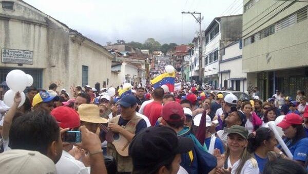 Gran marcha por la paz y la vida en el estado Táchira. (Foto: Vía Twitter)