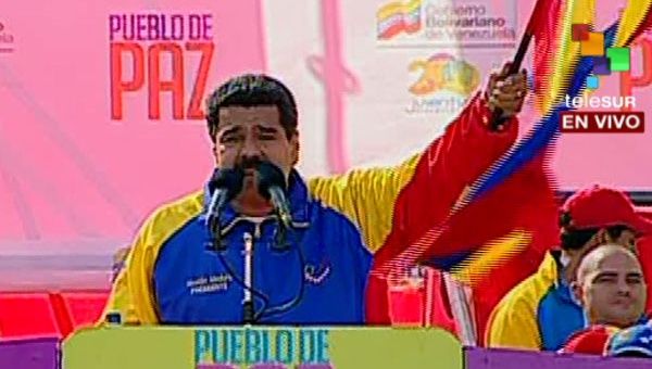 Maduro llamó a los líderes de partidos opositores para que detengan la violencia fomentada por grupos dirigidos por Leopoldo López (Foto: teleSUR)