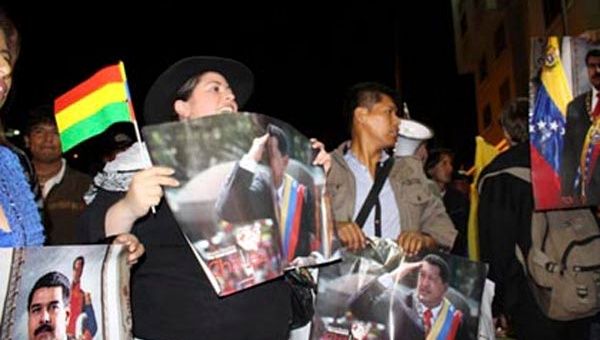 Más de 200 personas vitorearon cantos alusivos a la unidad de los pueblos, uno de los legados más importantes heredados por el líder socialista, Hugo Chávez. (Foto: MPPRE)