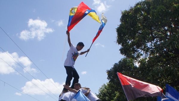 Las calles de Managua se llenaron de alegría con los jóvenes de Nicaragua en las calles respaldando a la Revolución Bolivariana. (Foto: Embajada de Venezuela en Nicaragua)