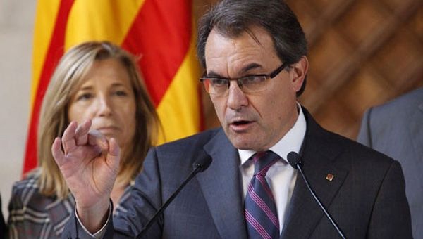 Gobierno regional catalán desea celebrar el próximo 9 de noviembre un referendo de autodeterminación. (Foto: latercera.com) 