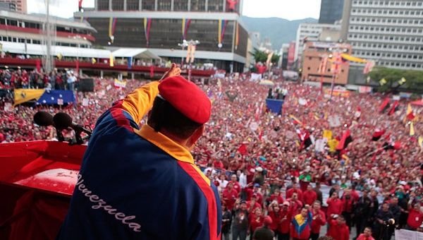 ¡Chávez vive, la lucha sigue! es la consigna del pueblo venezolano (Foto: Archivo)