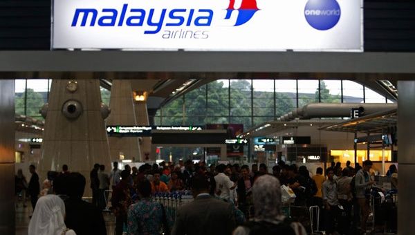 Presidente de Malaysia Airlines, Ahmad Jauhari Yahya, explicó que el avión desaparecido sufrió un accidente en 2012. (Foto: Reuters)