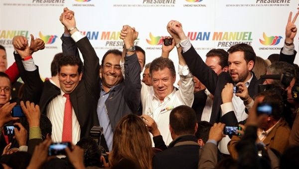 Santos es apoyado en su campaña reeleccionista por una coalición de centroderecha conformada por el Partido Liberal y Cambio Radical,  además de su Partido de la U. (Foto: EFE)
