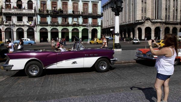 Turistas de todo el mundo viajan a Cuba para conocer la belleza que adornan sus calles. (Foto: Archivo). 