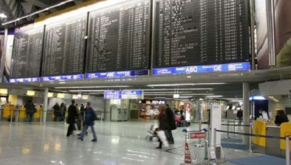 En Frankfurt, el tercer aeropuerto europeo, la huelga está prevista que dure de las 02H30 GMT hasta las 13H30 GMT. (Foto: Archivo)