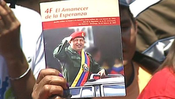 Ratificaron su compromiso con el Comandante Chávez. (Foto: teleSUR)