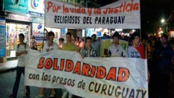 Desde que el Tribunal falló en contra de la solicitud de prisión domiciliaria, cientos de paraguayos exigen solidaridad con los campesinos presos (Foto:Paraguay.com)