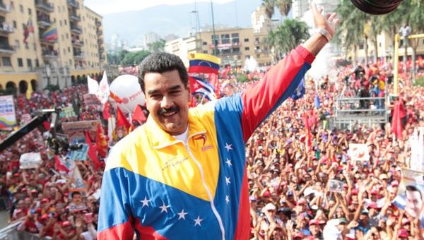 Maduro aseguró que continuará la senda histórica de la Revolución Bolivariana, tal como se lo encomendó el Comandante Chávez (Foto:AVN)