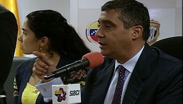 El ministro de Interior, Justicia y Paz indicó que faltan 15 allanamientos para desmantelar las bandas impulsoras de las "guarimbas" en Venezuela. (Foto: teleSUR)