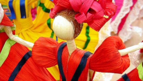 Trabajos en bordado, barro, vidrio, latón, bambú, madera y cerámicas, estarán a la venta. (Foto: lasmanosdelmundo.com)
