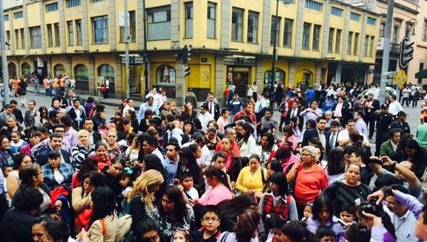 Sismo de magnitud 6.6 sacude al oeste de México