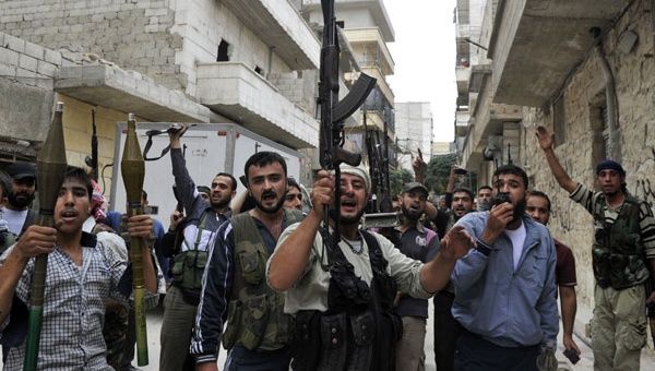 Damasco acusa a Estados Unidos y a gobiernos de países europeos y de Oriente Medio de brindar amplia asistencia financiera a los armados. (Foto: todanoticia.com) 