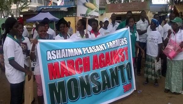 Campesinos de Ghana marchan contra Monsanto.(Foto: Archivo)