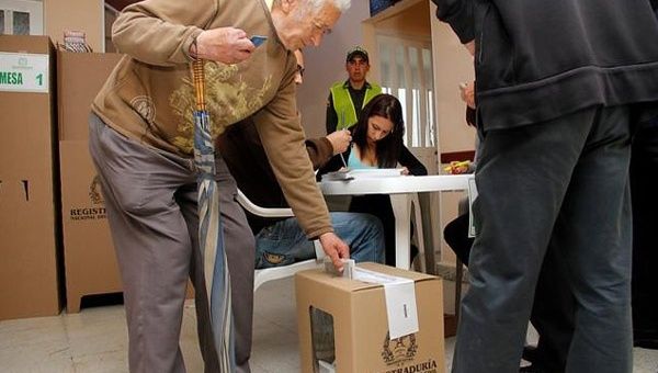 Colombianos votan desde las 13H00 GMT. (Foto: Colprensa)