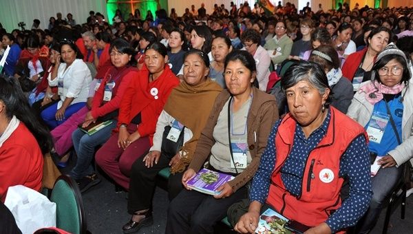 Cumbre de Mujeres donde participan mas de 20 delegaciones que componen el G 77+China. (Foto: ABI)