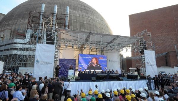 Acto de inauguración del reactor de la central Atucha II en Buenos Aires (Foto:CFKargentina)