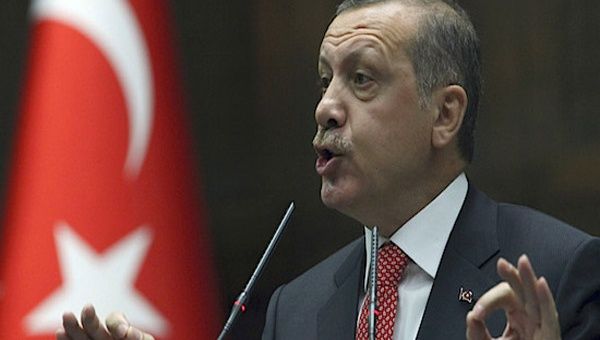 Primer ministro turco, Recep Tayyip Erdogan, argumentaba que Twitter era una herramienta de la oposición para acusar de corrupción a su gobierno.
(Foto: Reuters)