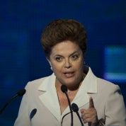 Datos de una encuesta revalan que Dilma Rousseff podría ser reelecta el 5 de octubre. EFE. 
