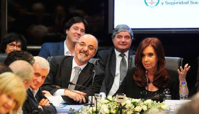 Fernández destaca mejoras salariales para beneficiar al pueblo argentino. (Foto: Télam)