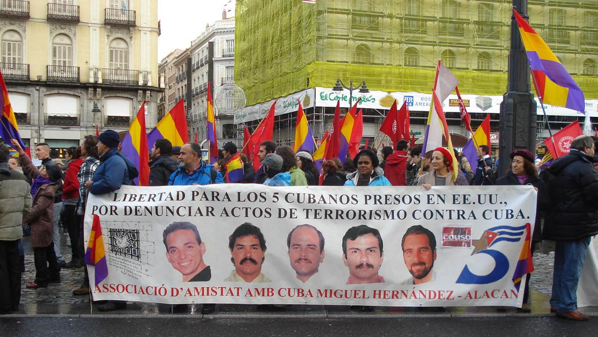Los cinco fueron arrestados por EE.UU. en 1998 por prevenir acciones violentas que desde territorio estadounidense impulsaban grupos terroristas contra Cuba. (Foto: cubamhernandez.blogspot.com)