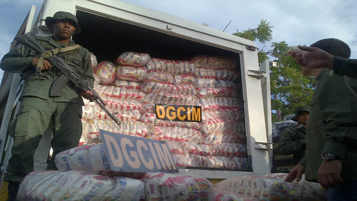 Un 30 por ciento de los alimentos de la cesta básica de Venezuela son llevados a Colombia de forma ilegal.