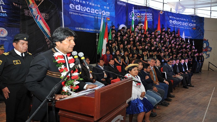 El jefe de Estado boliviano aseguró que su gobierno está empeñado en promover el desarrollo científico. (Foto: ABI)