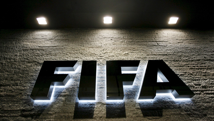 La comisión financiera registra y analiza los contratos de la FIFA por más de mil millones de dólares. (Foto: EFE)