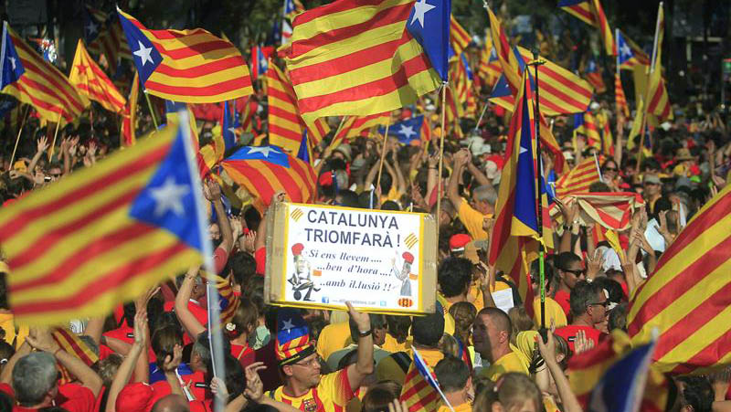 Partidos soberanistas de Cataluña ven la aprobación de la ley como el 