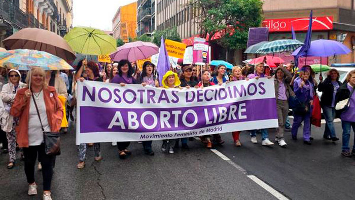 A la marcha asistieron unas tres mil mujeres. (Foto: ‏@fanetin)