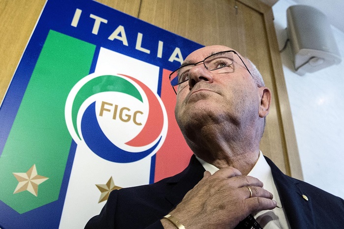 Presidente de Federación Italiana de Fútbol sancionado por racismo