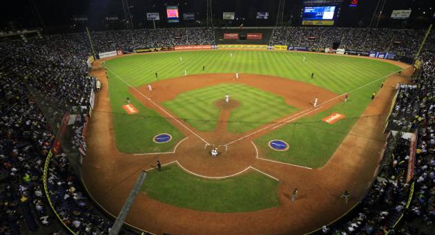 Sigue la temporada 2014-2015 de la Liga Venezolana de Béisbol Profesional. (Foto: AVN)