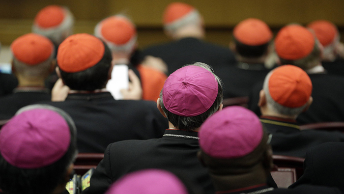 118 obispos votaron a favor de aceptar con respeto a los homosexuales. (Foto: Reuters)