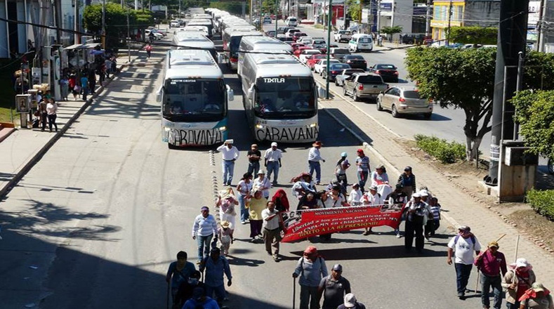 El 16 de noviembre concluyó en Chiapas la caravana "Daniel Solís Gallardo" en una marcha pacífica, en la cual los padres de los normalistas pidieron al gobierno que "se deje de juegos" y entregue vivos a los estudiantes.